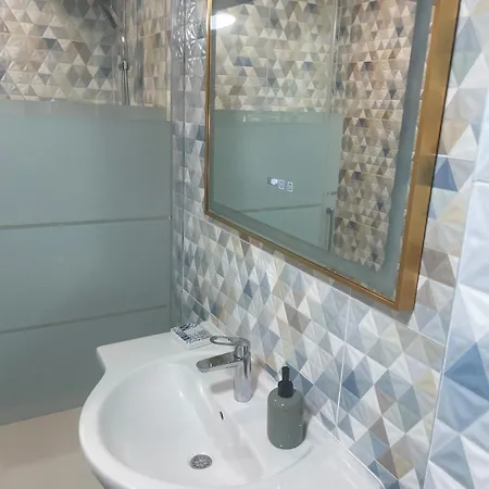 Modern With Ac - 10 Min To Lyon Airport & Tram T3 *